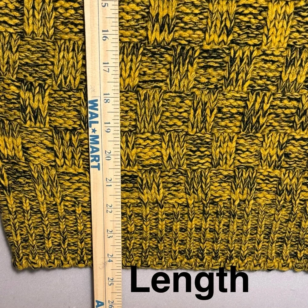 NWT Miracle Golden Knit Turtleneck Sweater